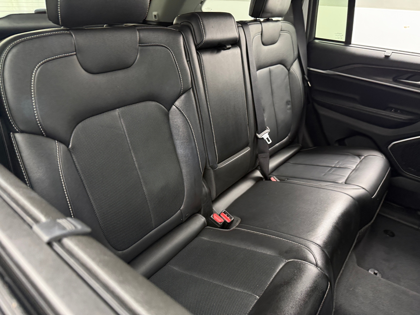 Thumbnail: 2023 Jeep Grand Cherokee - 5