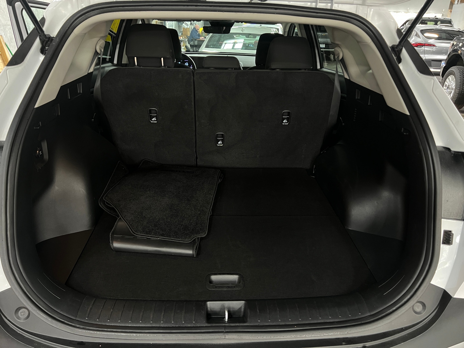 Thumbnail: 2025 Kia Sportage - 7