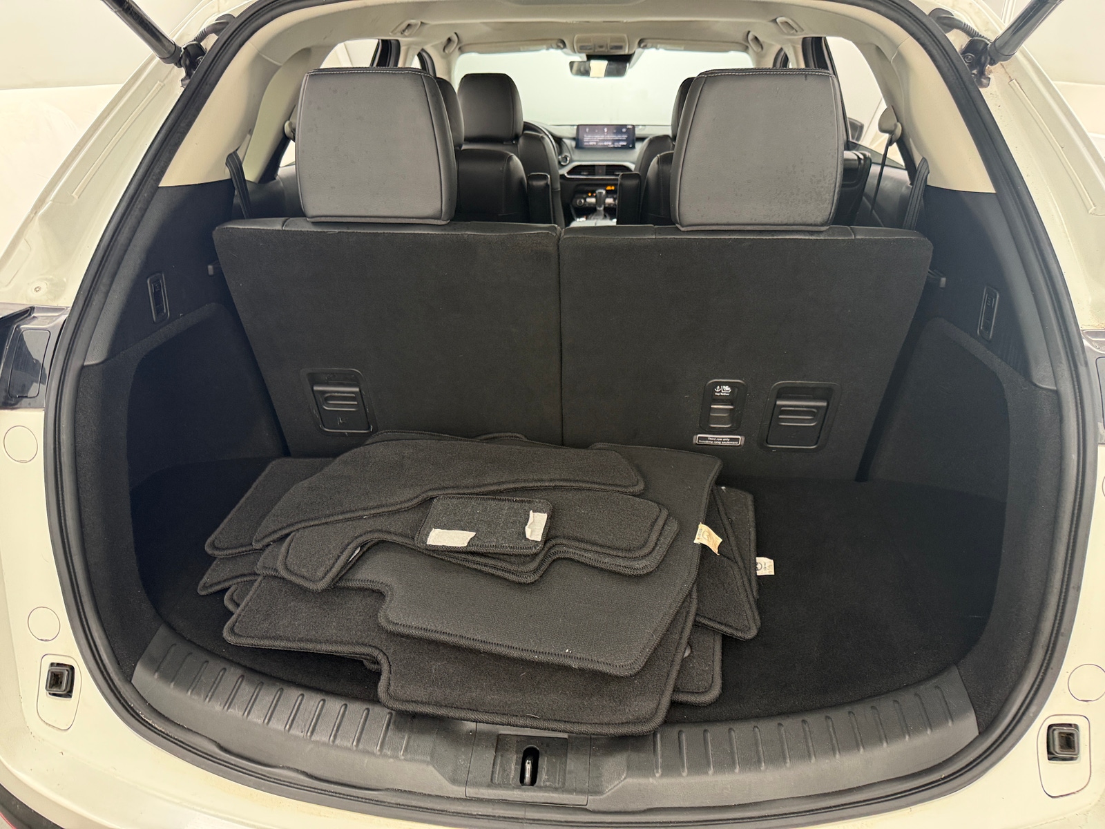 Thumbnail: 2023 Mazda CX-9 - 6