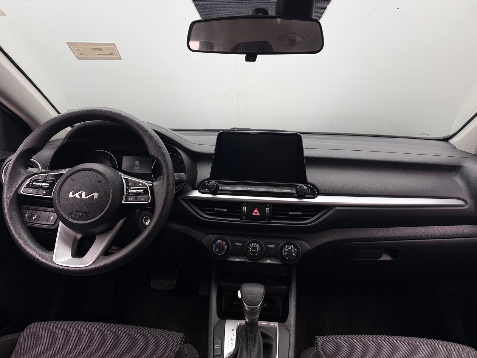 Thumbnail: 2024 Kia Forte - 3