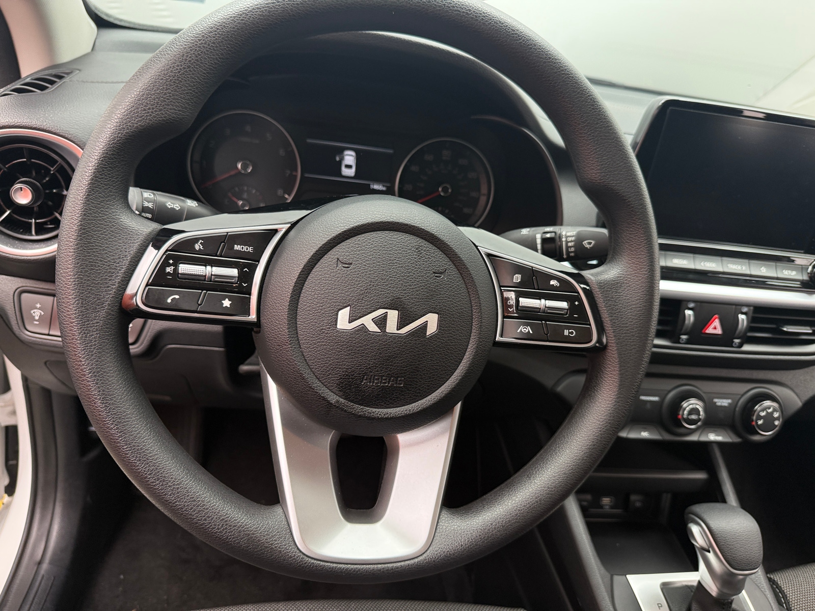 Thumbnail: 2024 Kia Forte - 5