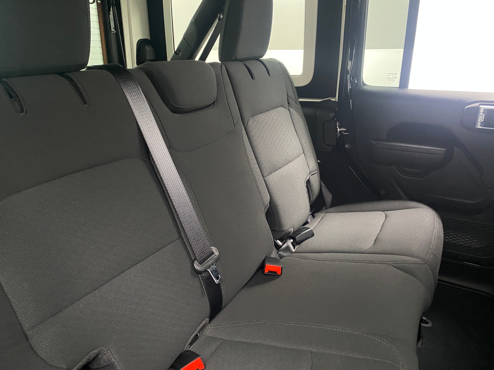 Thumbnail: 2022 Jeep Wrangler - 6