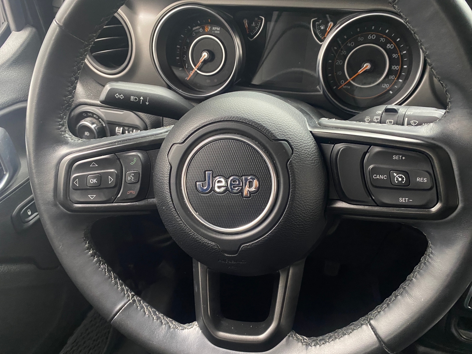 Thumbnail: 2022 Jeep Wrangler - 5