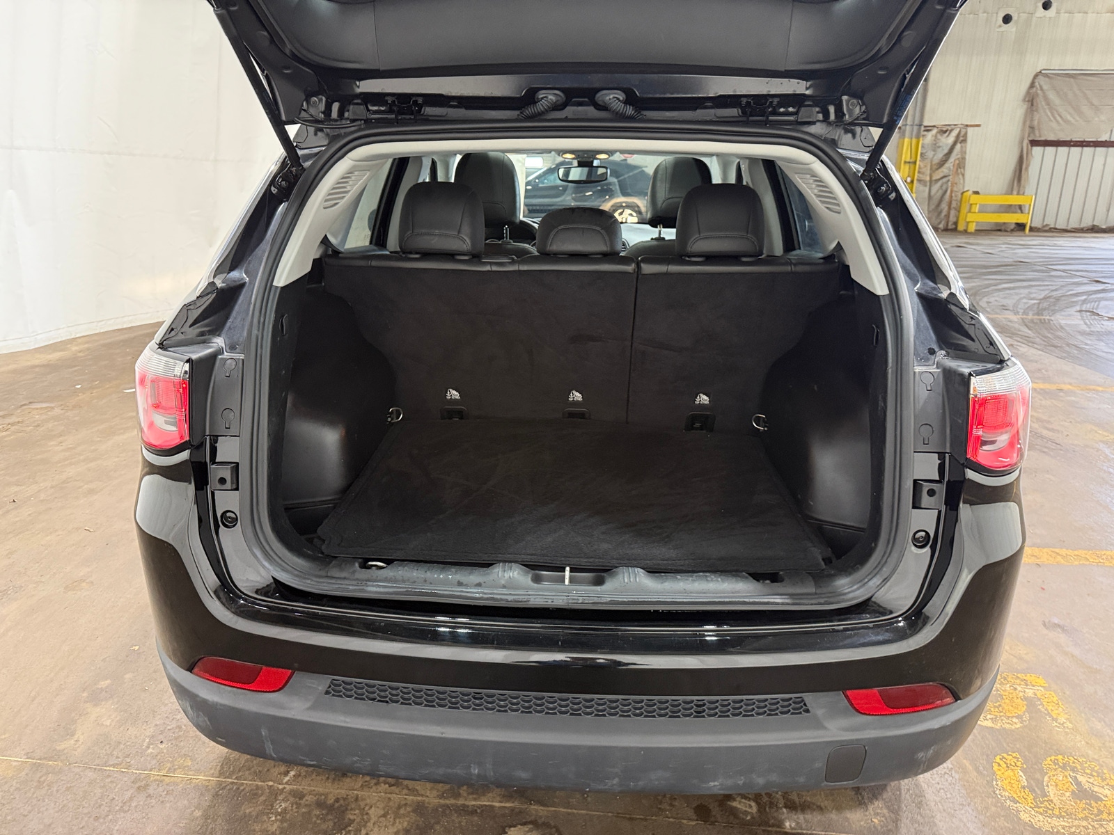 Thumbnail: 2020 Jeep Compass - 7