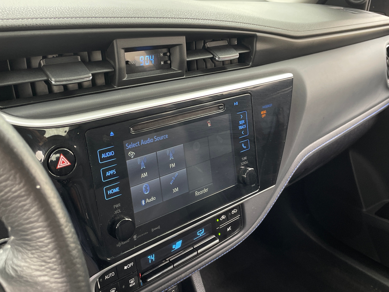 Thumbnail: 2018 Toyota Corolla - 4