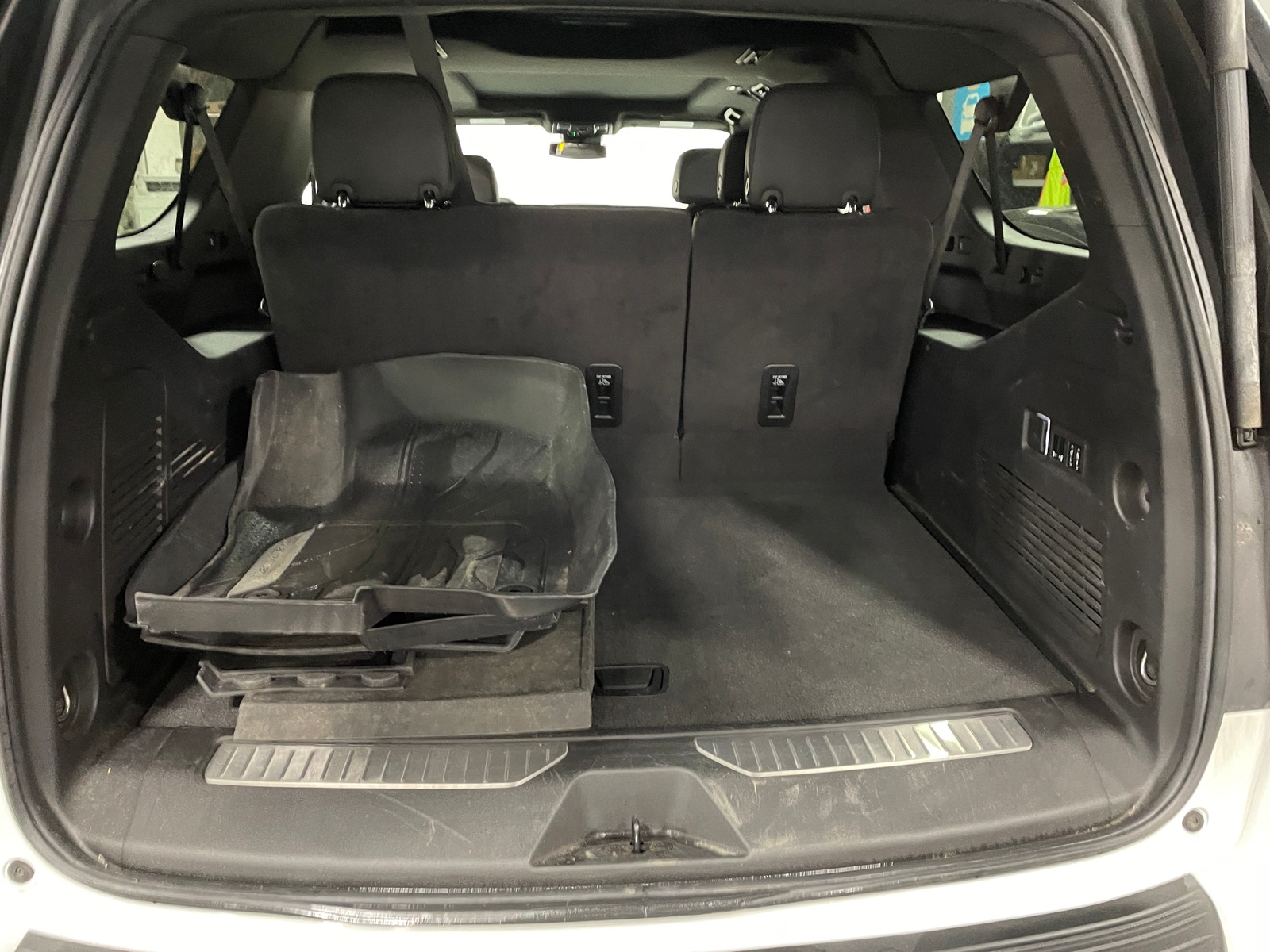 Thumbnail: 2024 Chevrolet Suburban - 6