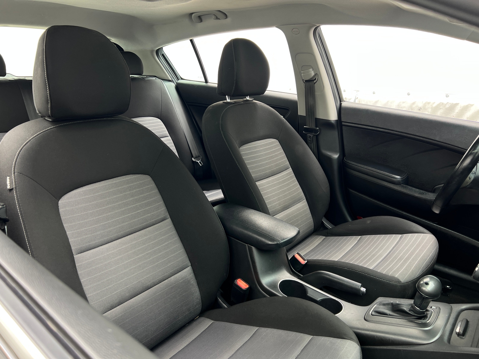 Thumbnail: 2016 Kia Forte - 2