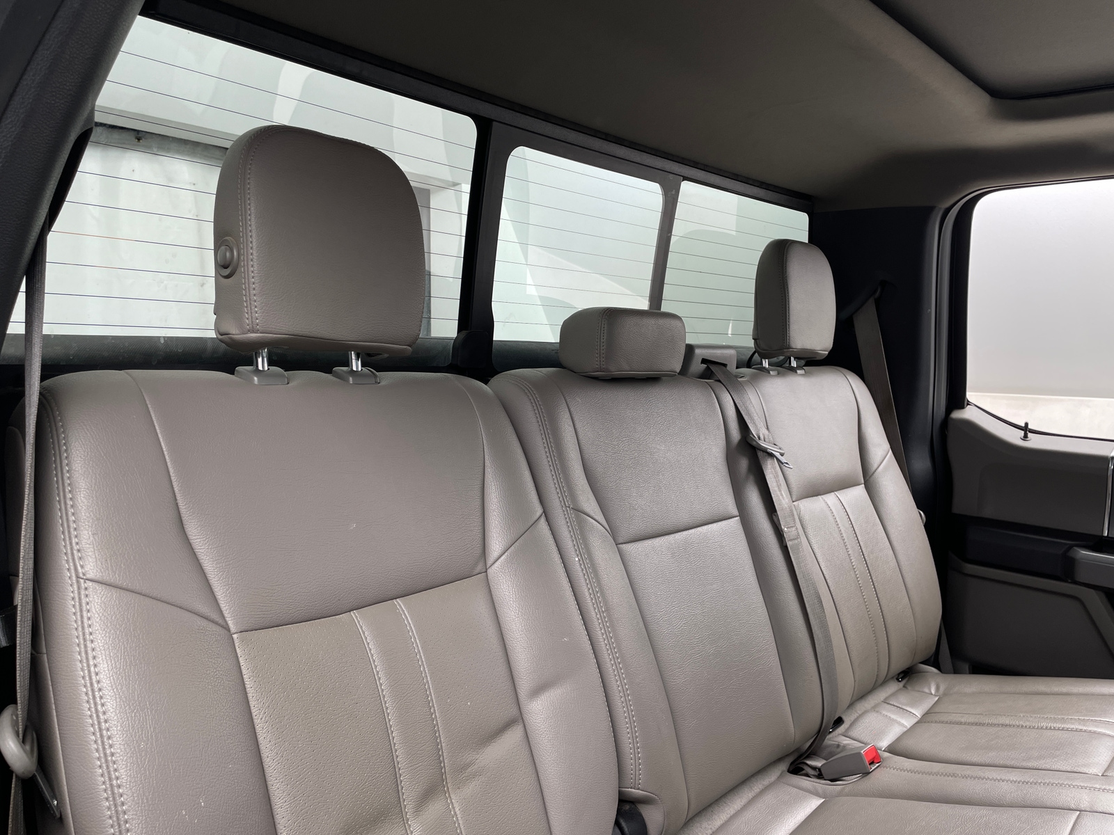 Thumbnail: 2018 Ford Econoline - 6