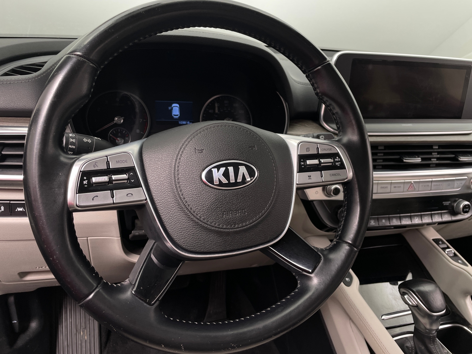 Thumbnail: 2020 Kia Telluride - 4