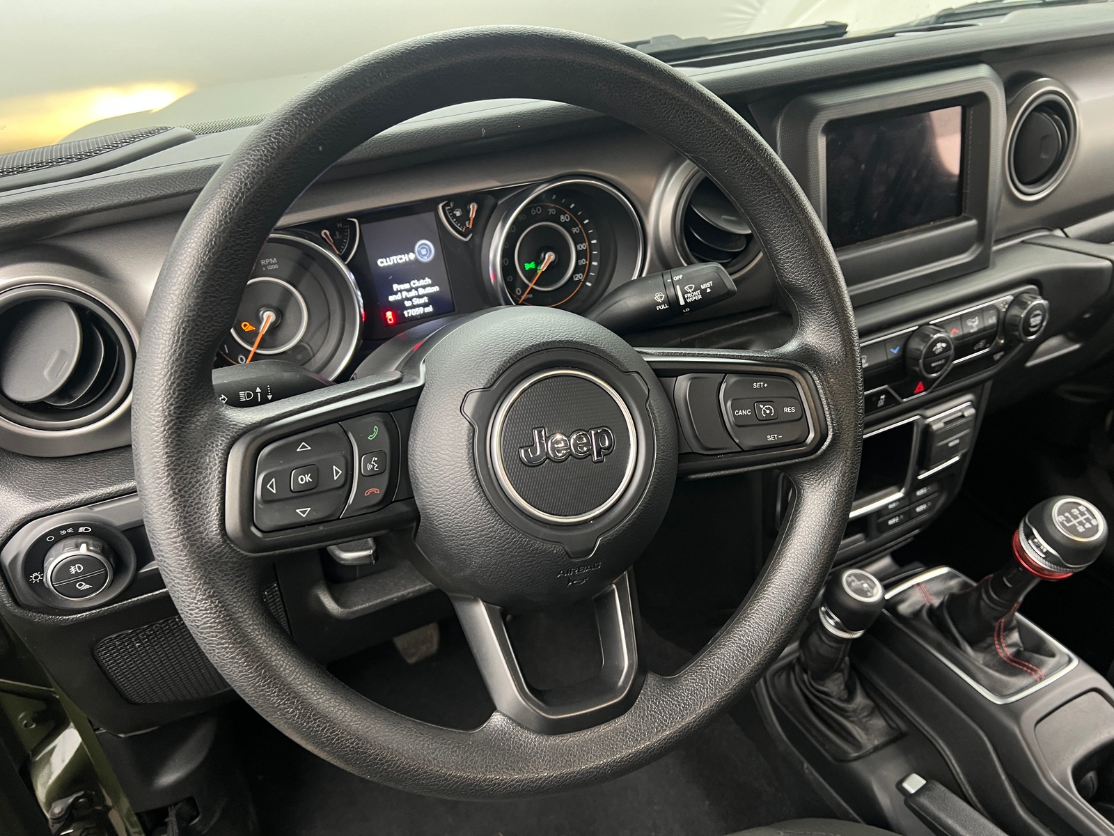 Thumbnail: 2023 Jeep Gladiator - 5