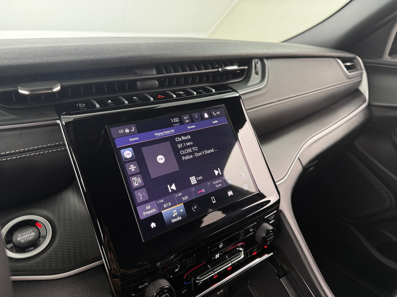 Thumbnail: 2025 Jeep Grand Cherokee - 3