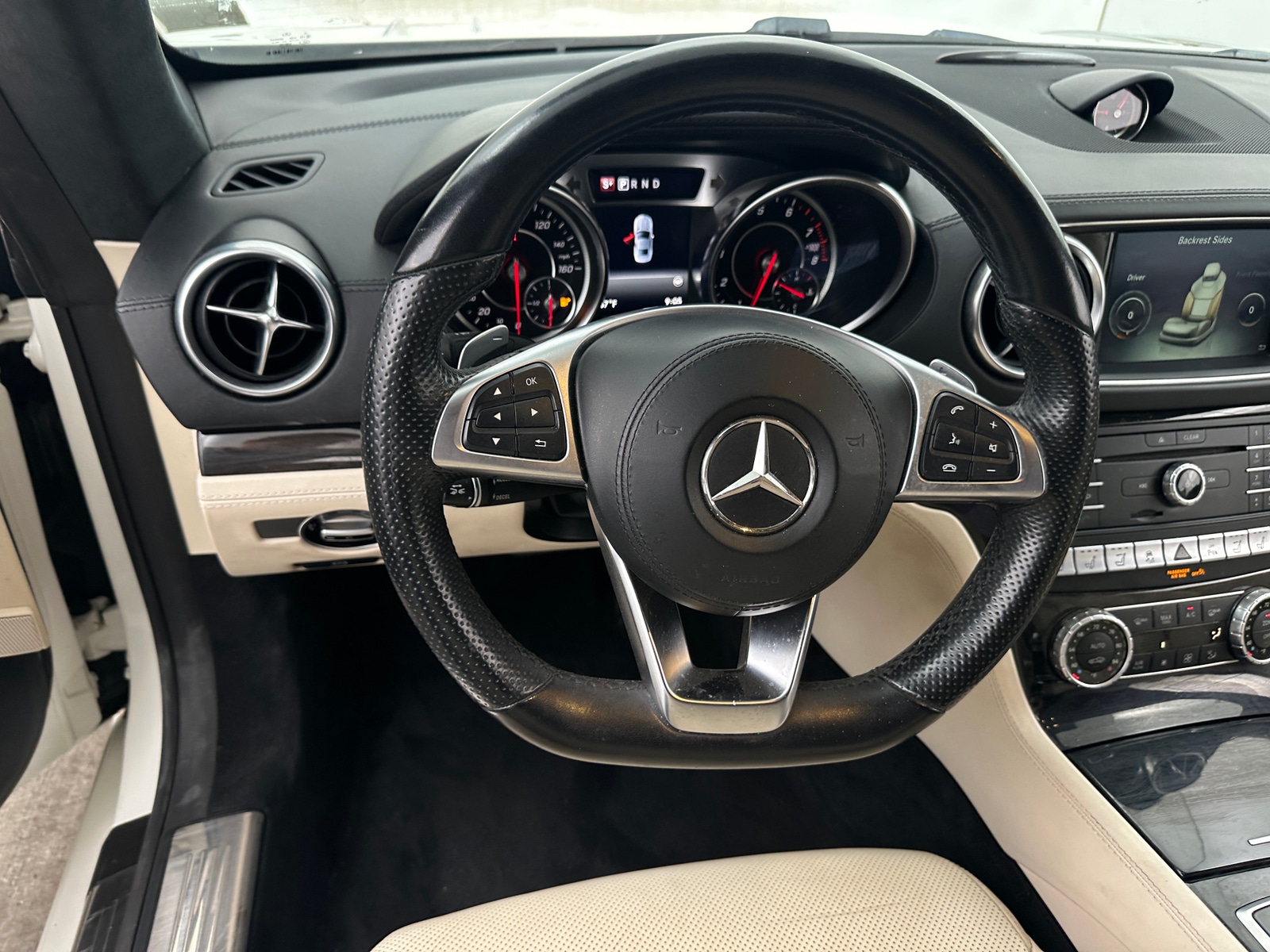 Thumbnail: 2019 Mercedes-Benz SL-Class - 4
