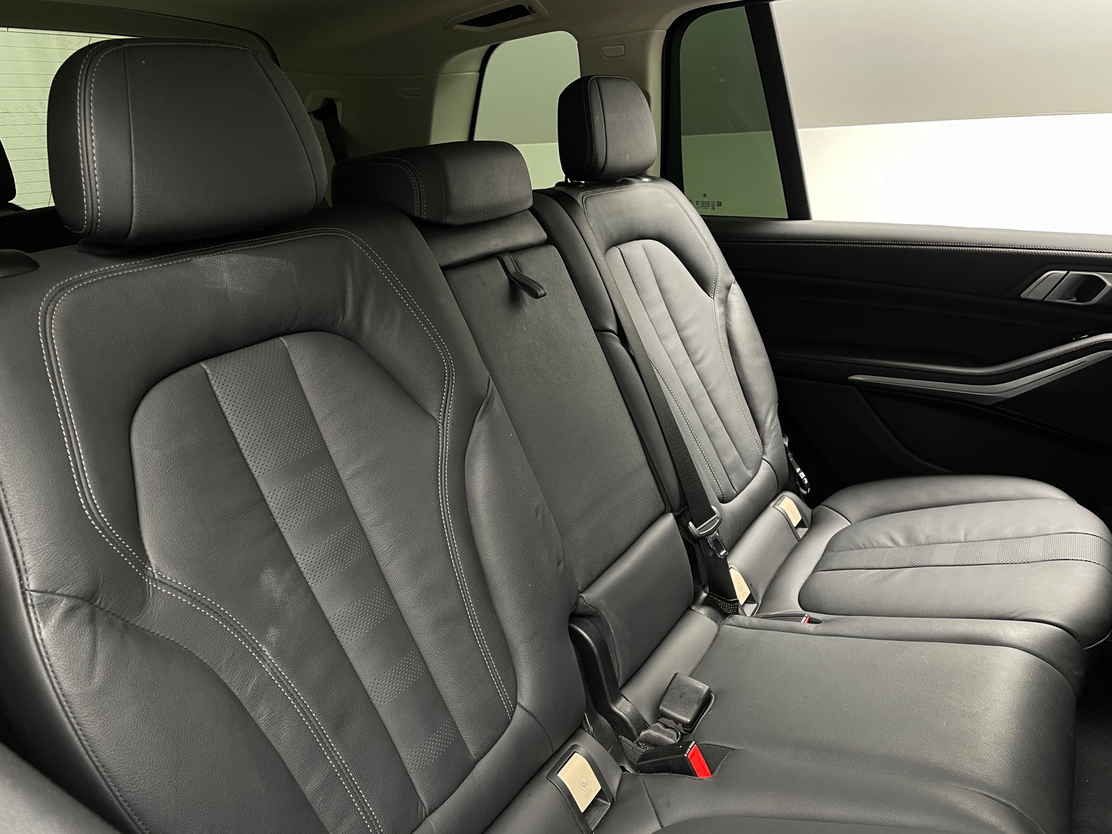 Thumbnail: 2022 BMW X7 - 5