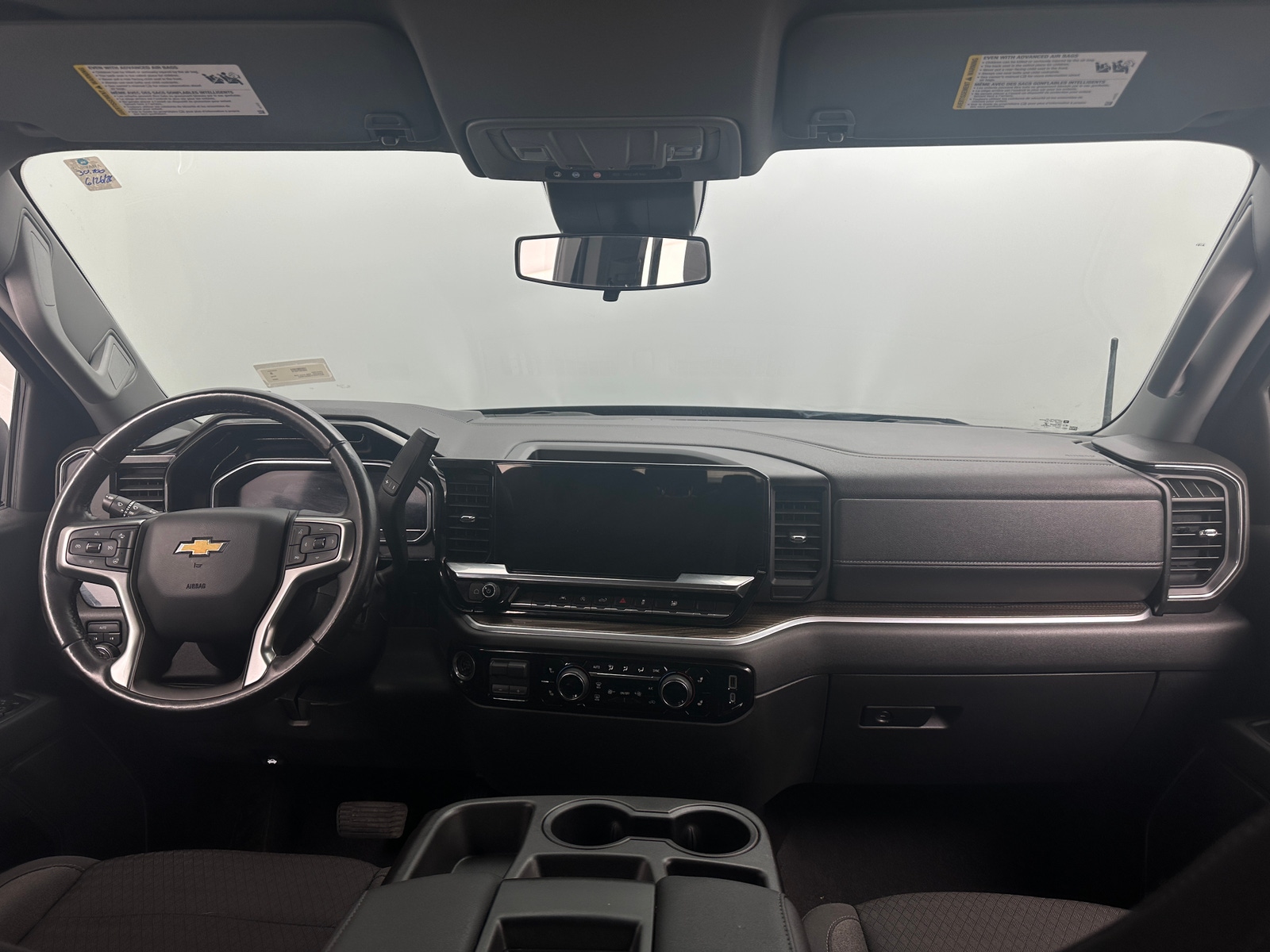 Thumbnail: 2022 Chevrolet Silverado 1500 - 3