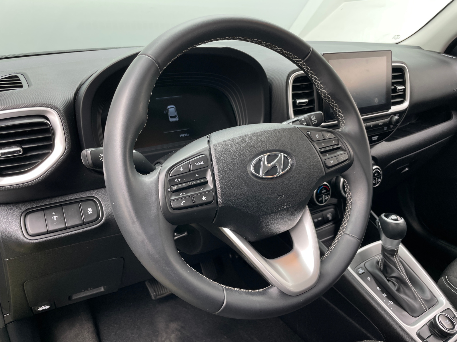 Thumbnail: 2024 Hyundai Venue - 5