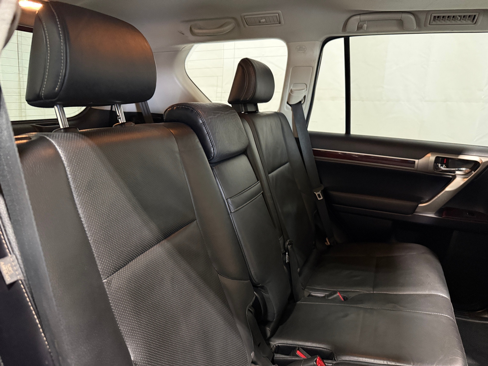 Thumbnail: 2017 Lexus GX - 5