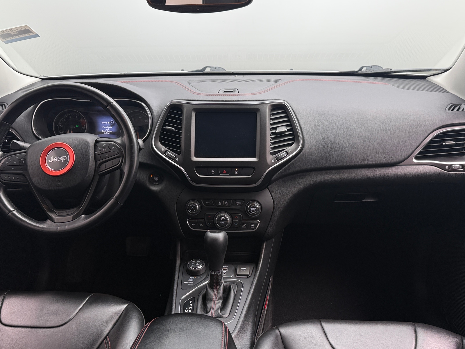 Thumbnail: 2021 Jeep Cherokee - 3
