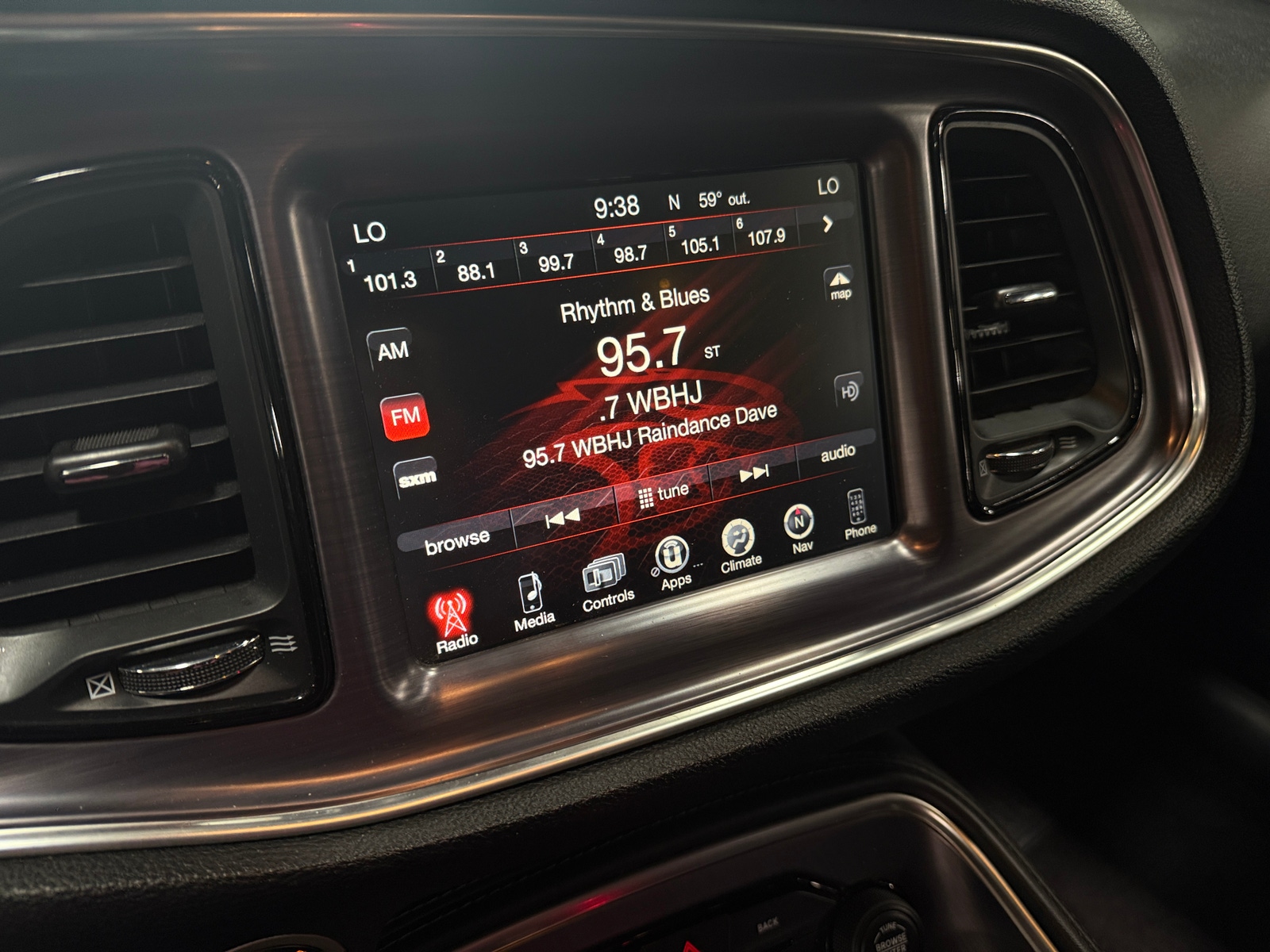 Thumbnail: 2016 Dodge Challenger - 3