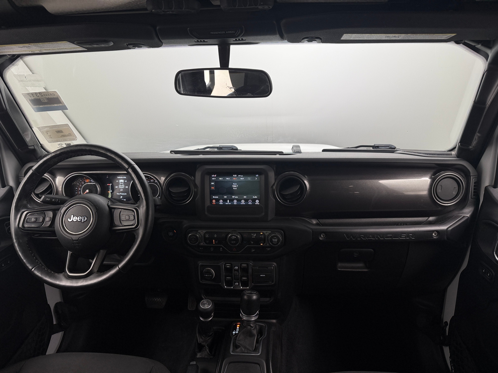 Thumbnail: 2019 Jeep Wrangler - 3
