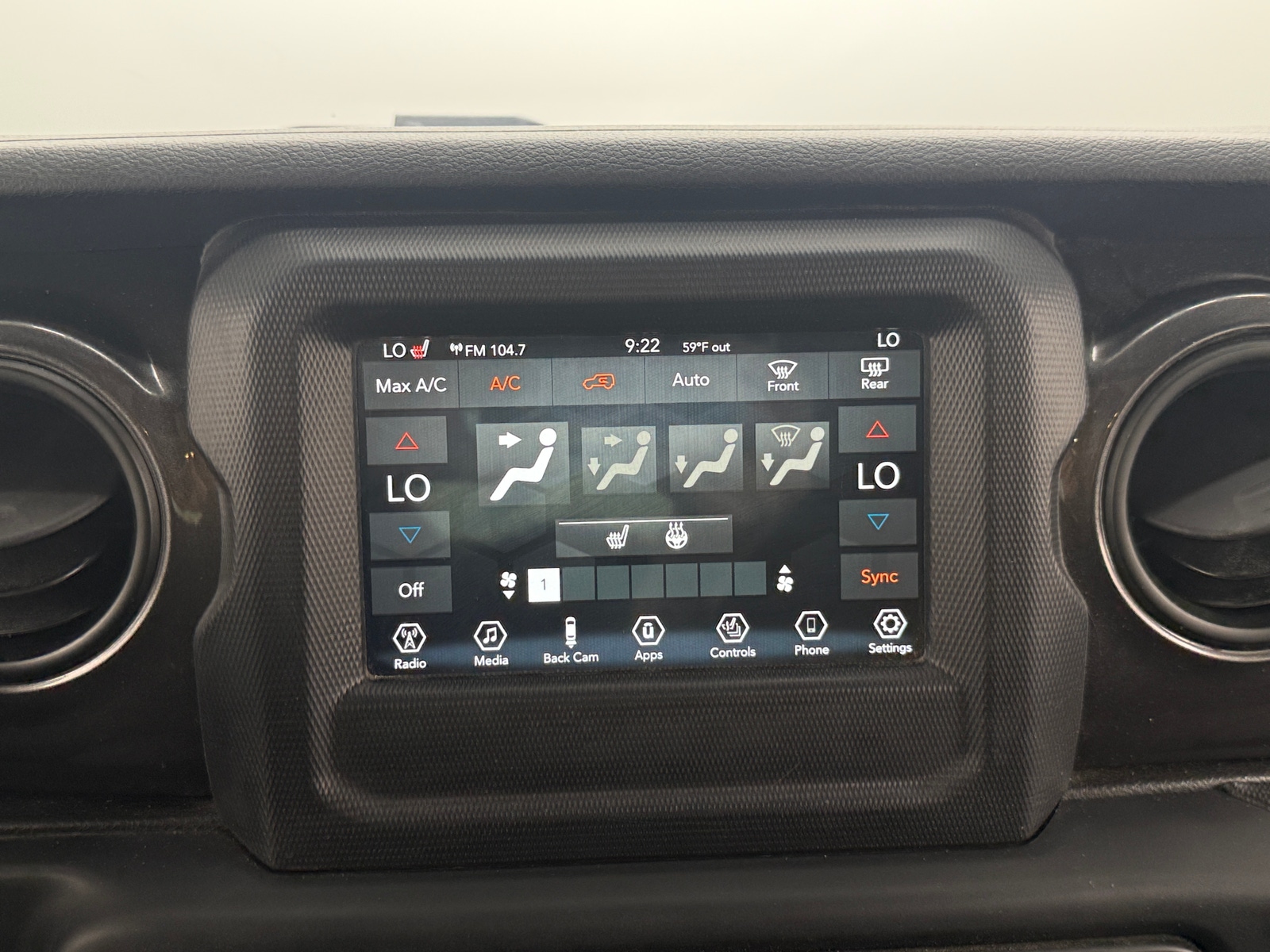 Thumbnail: 2019 Jeep Wrangler - 4