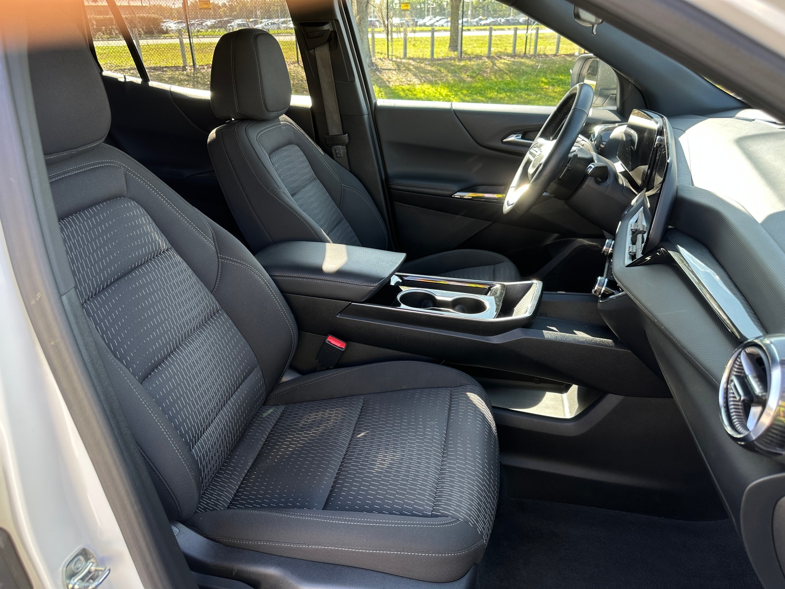 Thumbnail: 2025 Chevrolet Equinox - 2