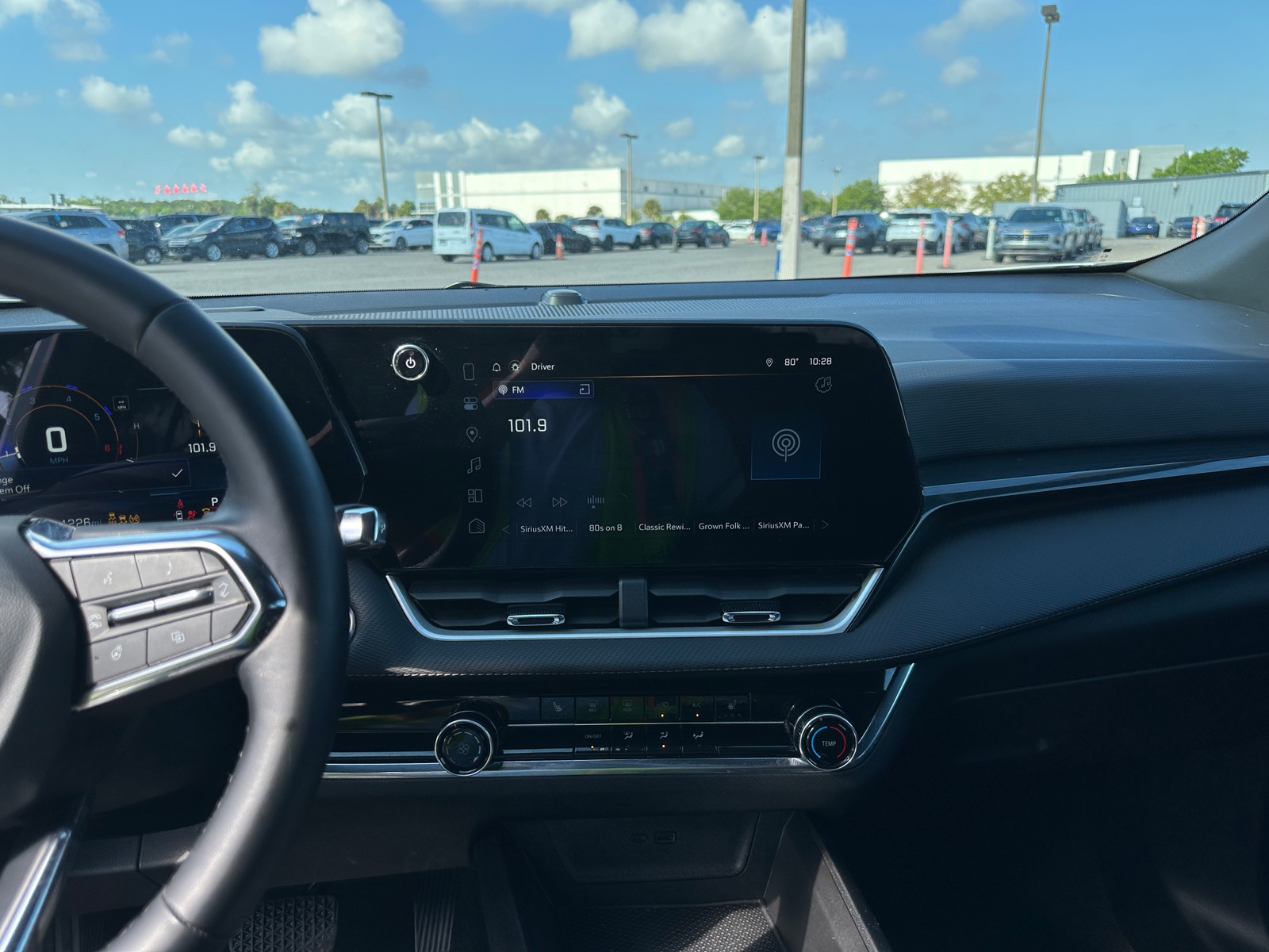 Thumbnail: 2025 Chevrolet Equinox - 4