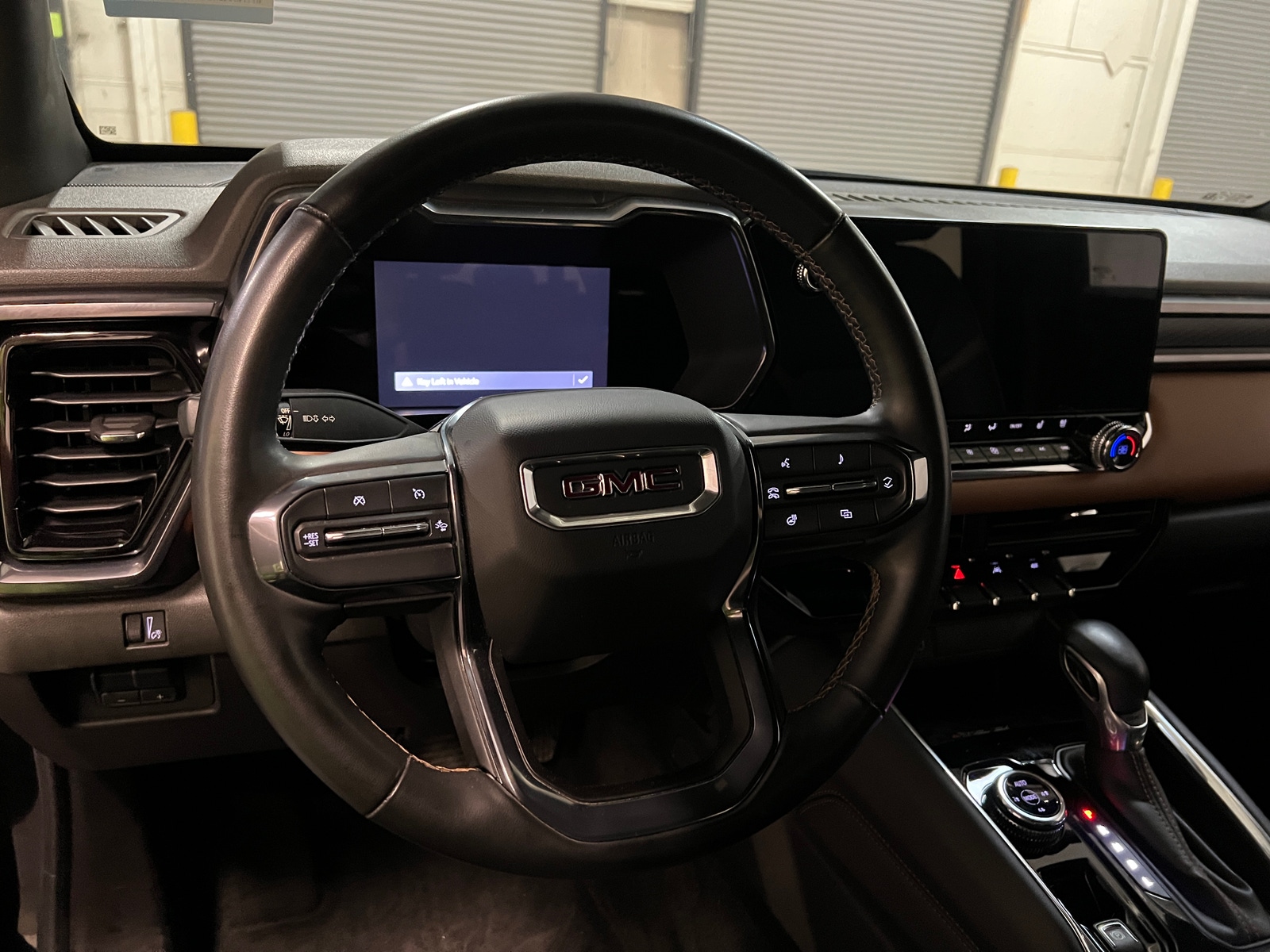 Thumbnail: 2023 GMC Canyon - 4