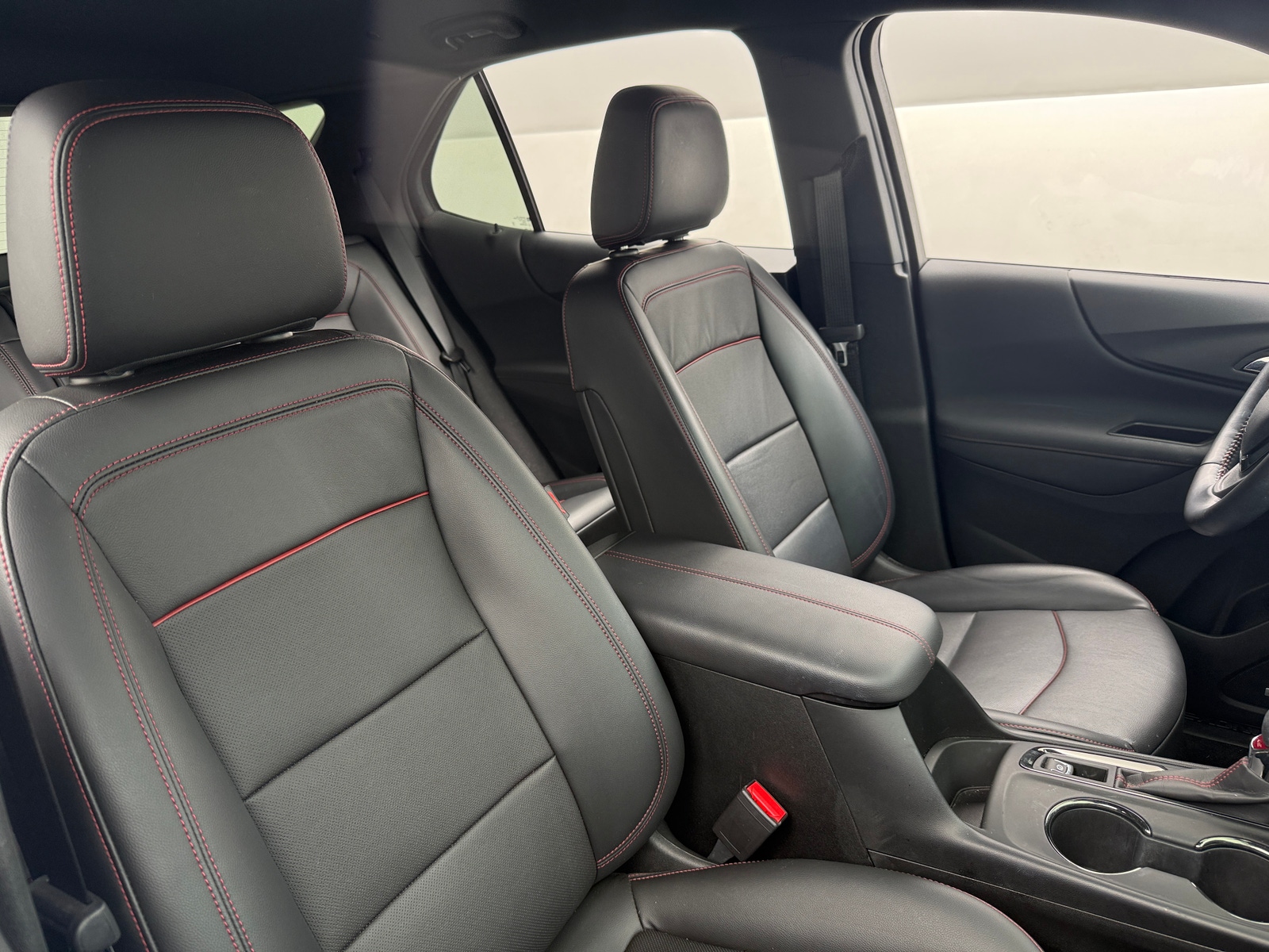 Thumbnail: 2022 Chevrolet Equinox - 2