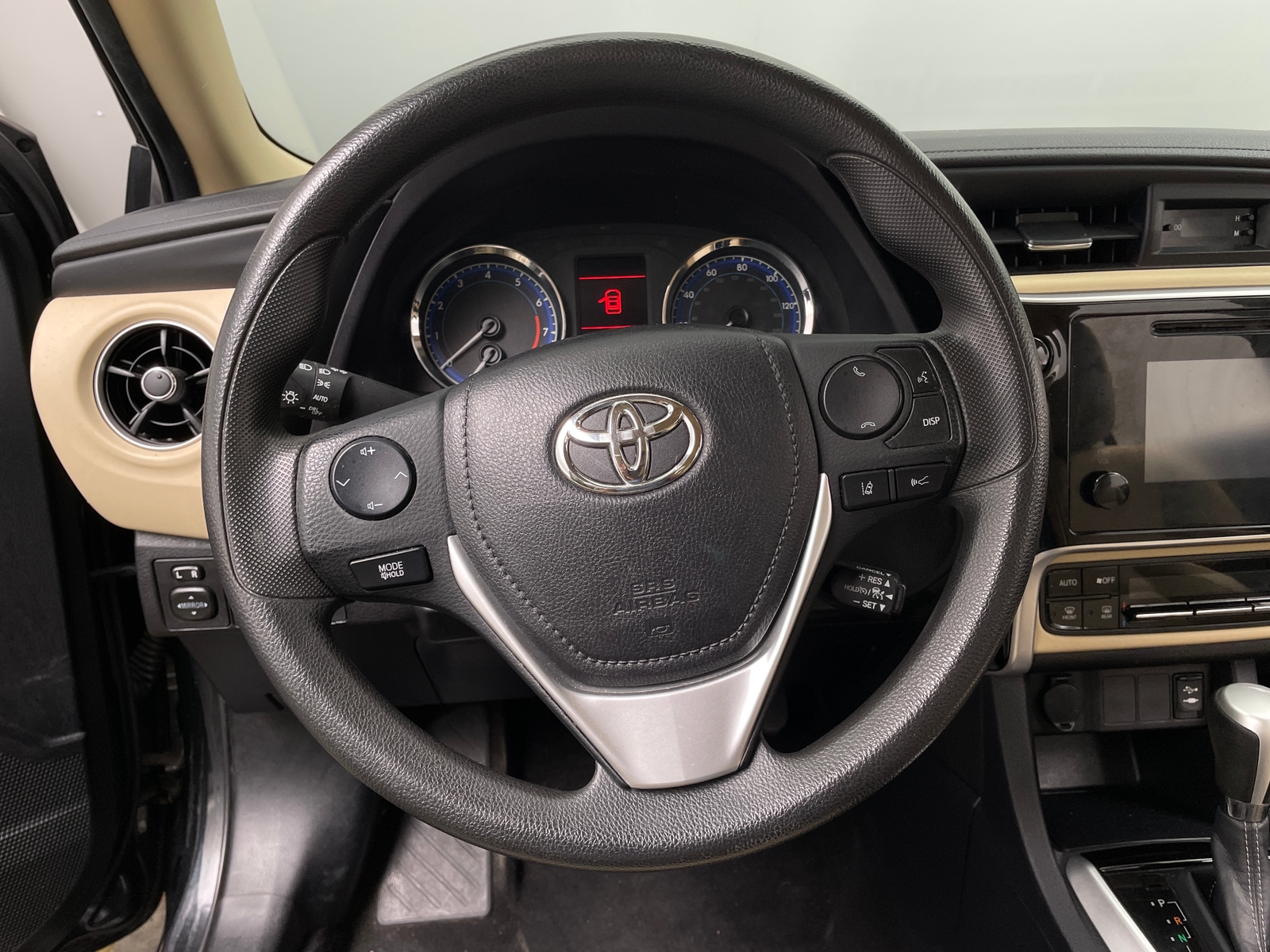 Thumbnail: 2017 Toyota Corolla - 5