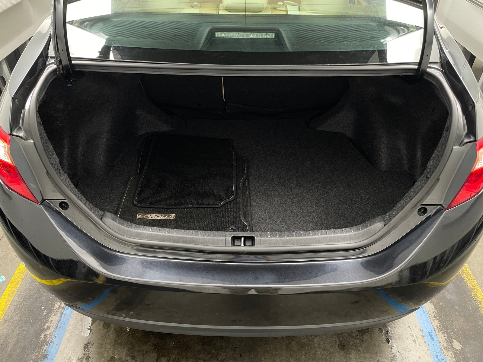 Thumbnail: 2017 Toyota Corolla - 7