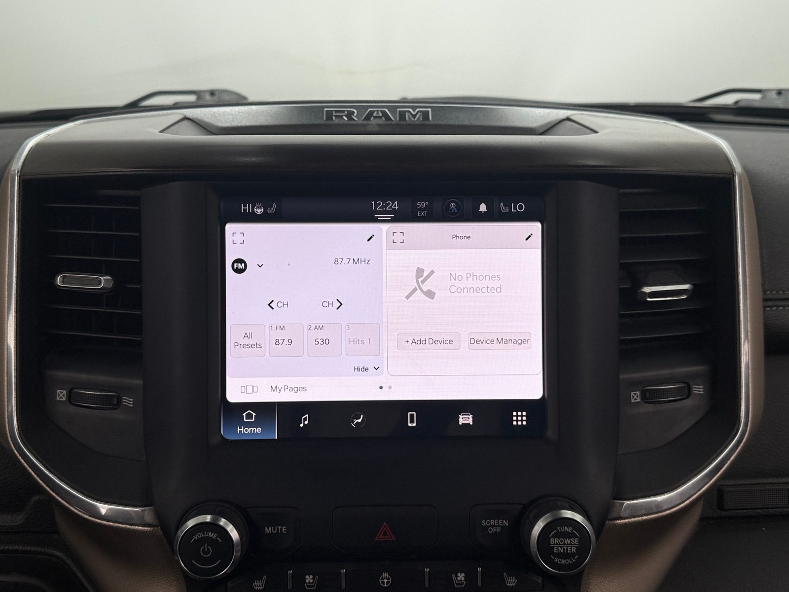 Thumbnail: 2022 RAM 1500 - 3