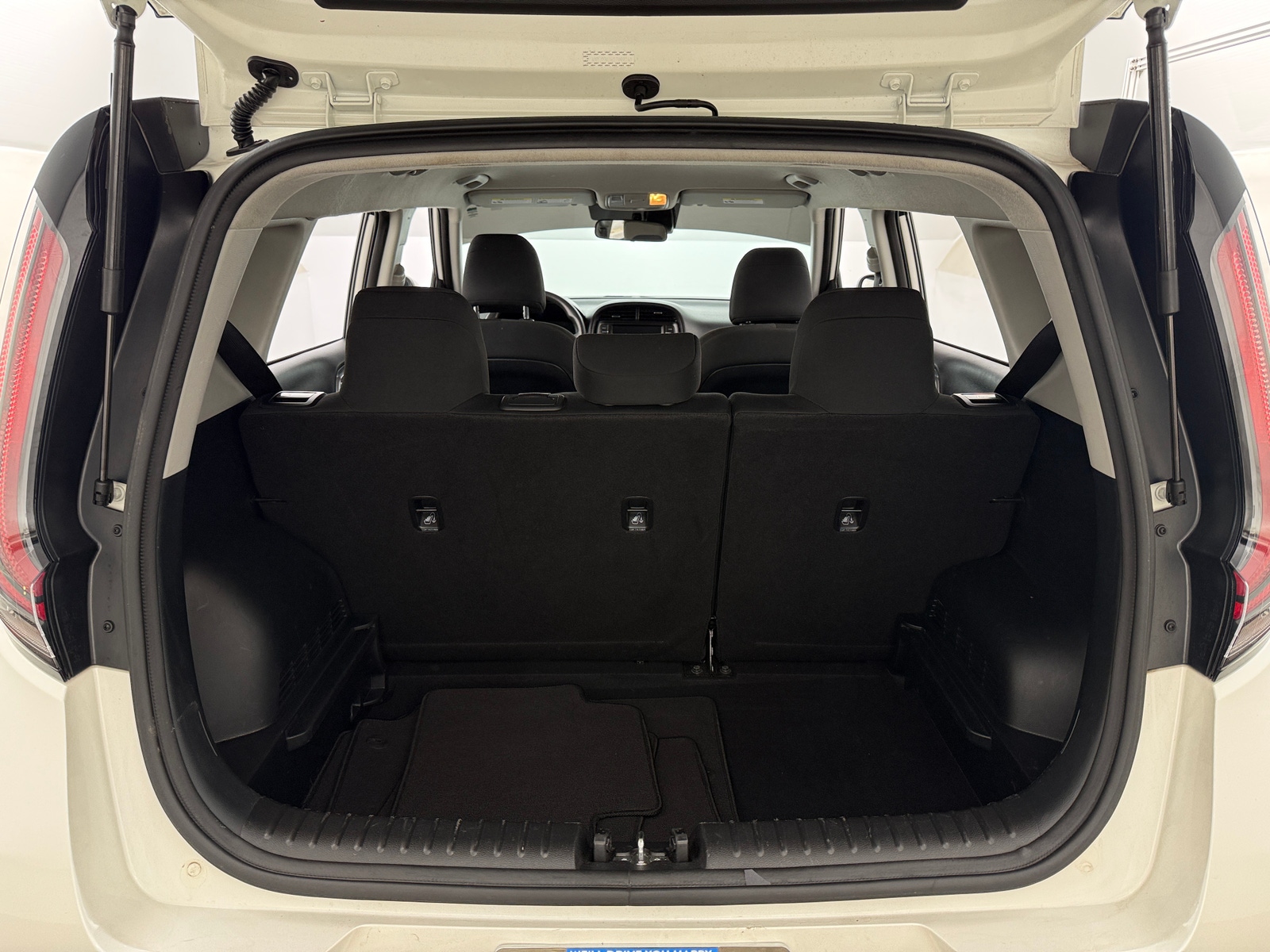 Thumbnail: 2024 Kia Soul - 7