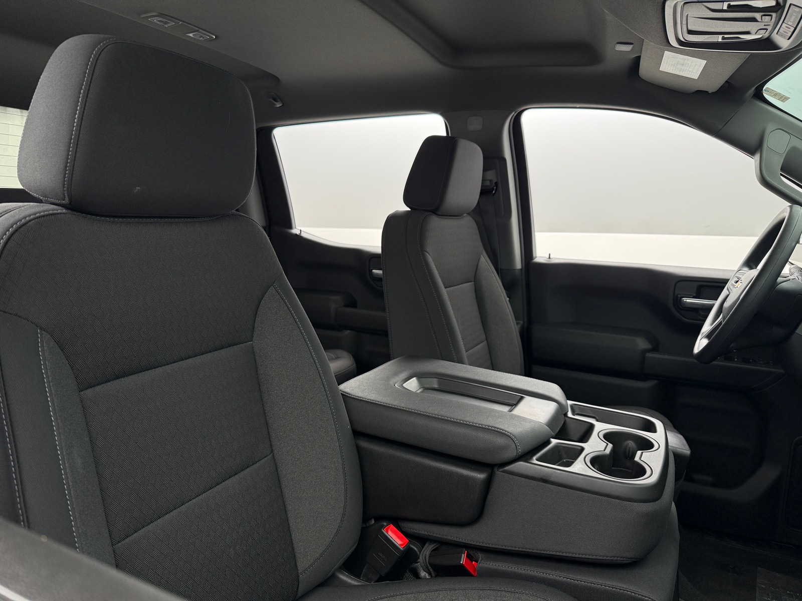 Thumbnail: 2025 Chevrolet Silverado 1500 - 2