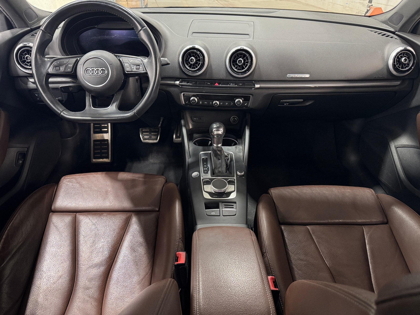 Thumbnail: 2017 Audi A3 e-tron - 2