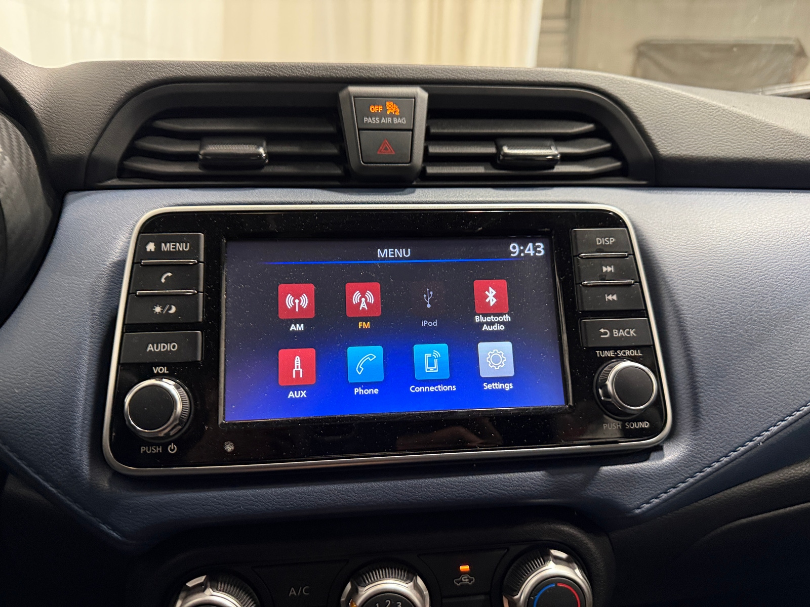 Thumbnail: 2025 Nissan Versa - 4