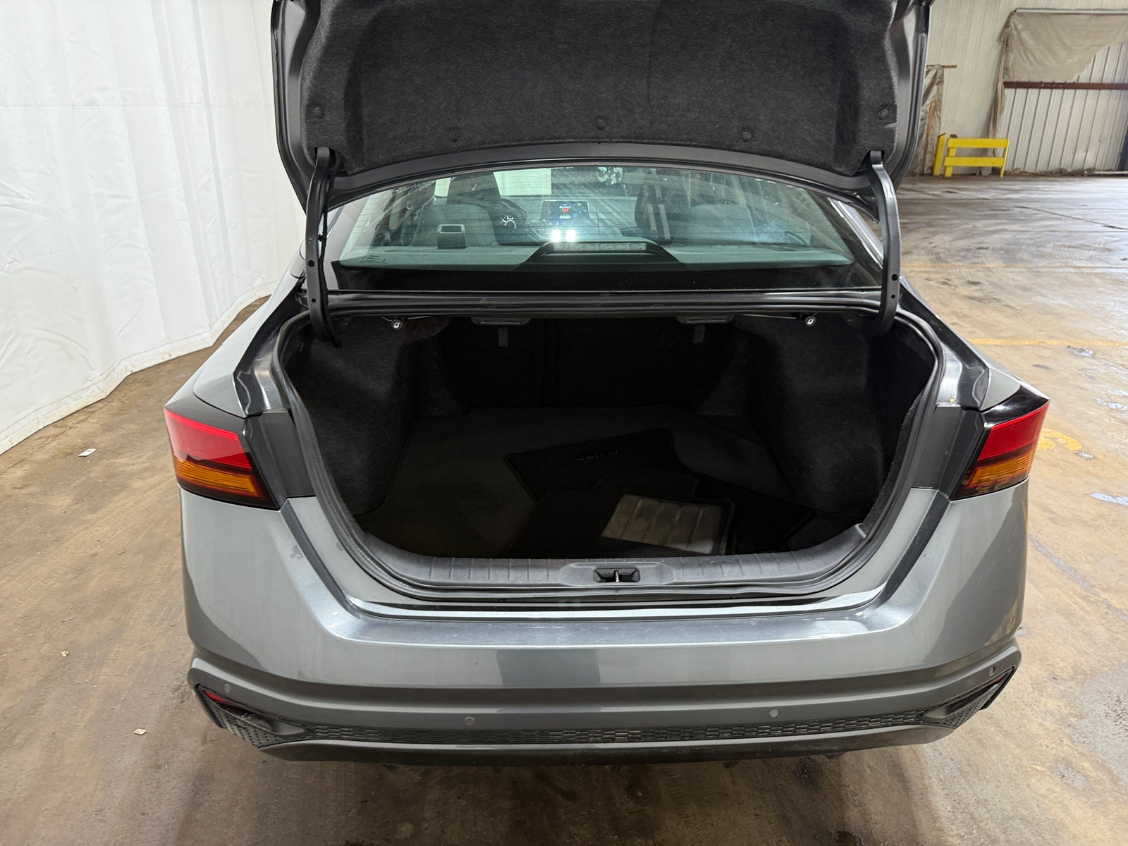 Thumbnail: 2025 Nissan Altima - 7