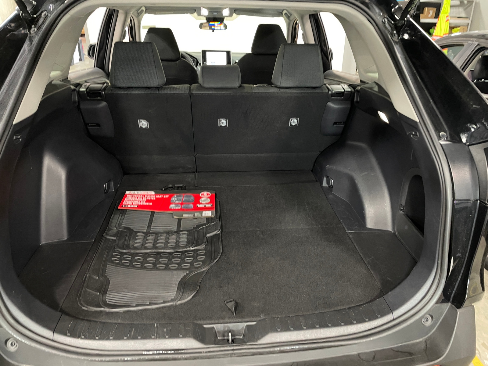 Thumbnail: 2025 Toyota RAV4 - 7