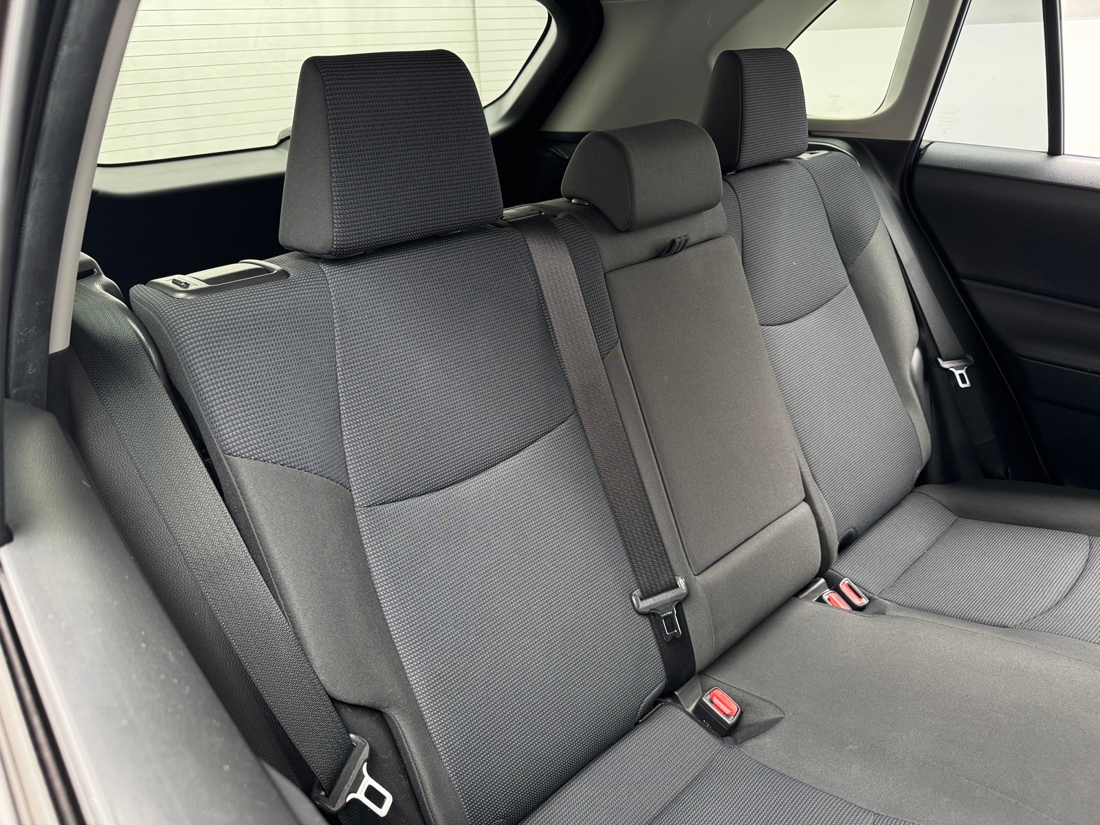 Thumbnail: 2020 Toyota RAV4 - 6