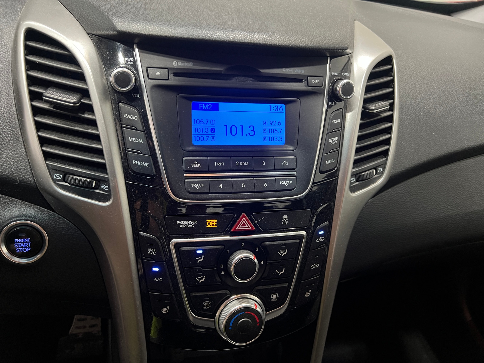 Thumbnail: 2014 Hyundai Elantra - 4