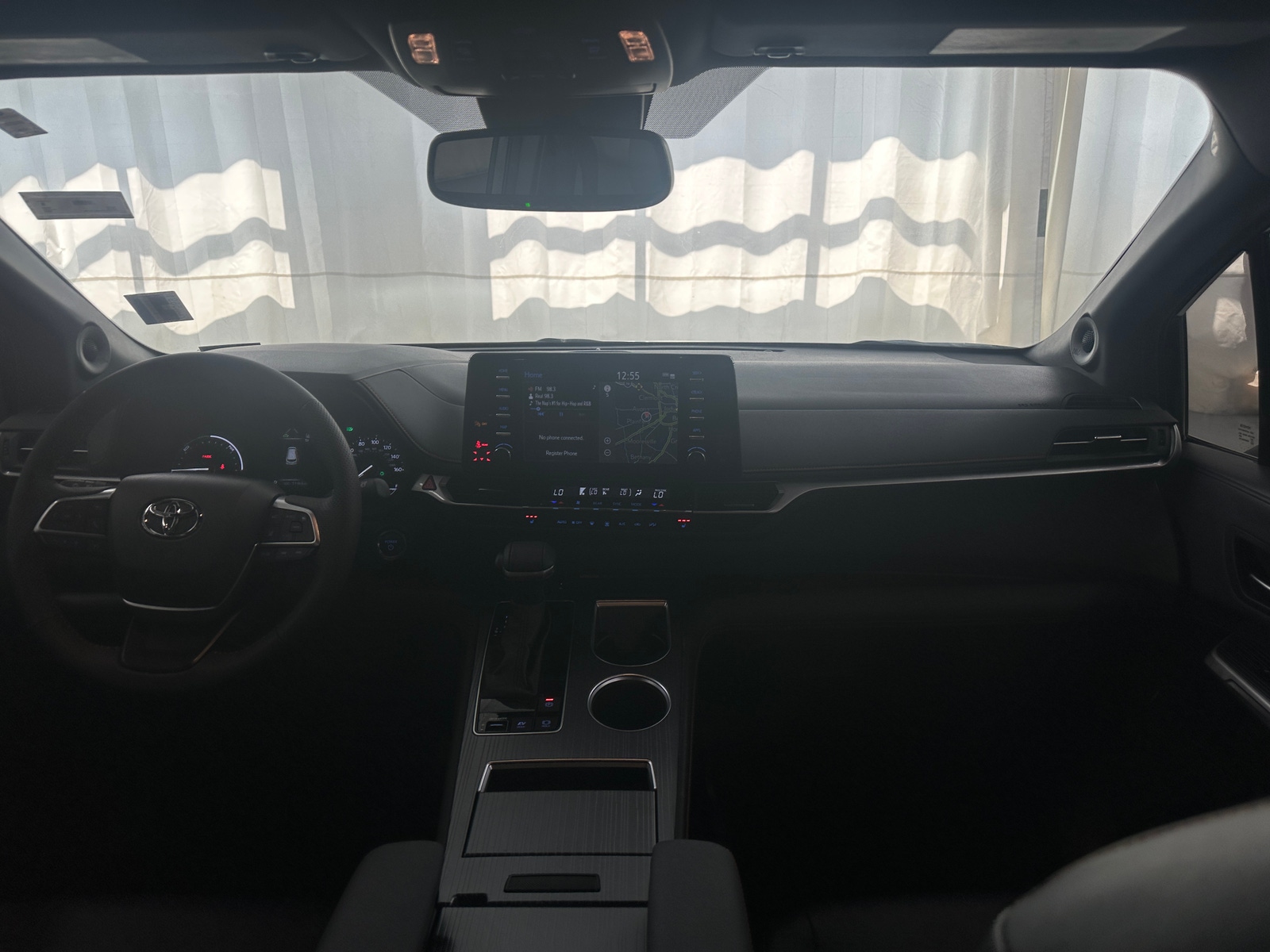 Thumbnail: 2024 Toyota Sienna - 2