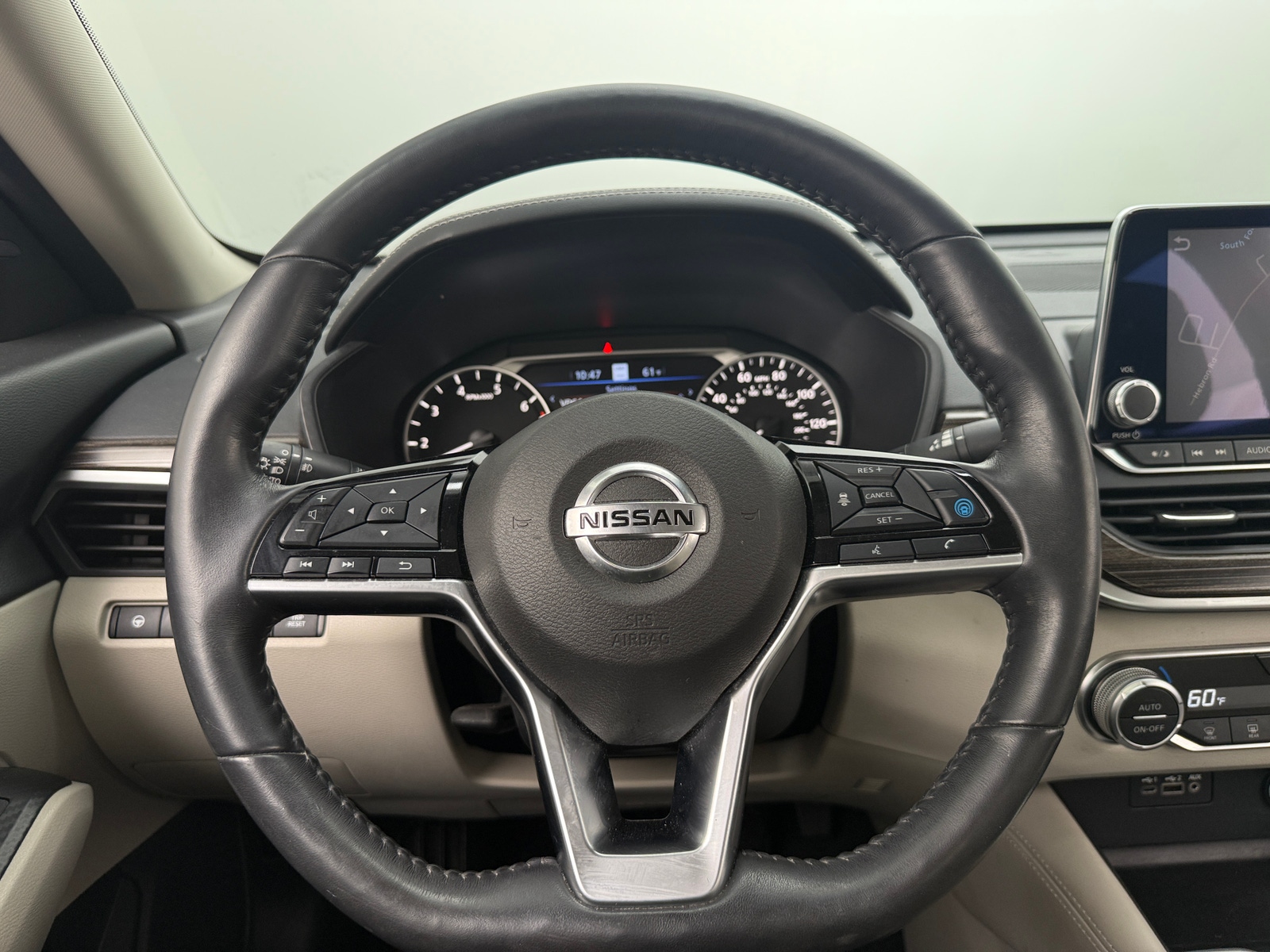 Thumbnail: 2019 Nissan Altima - 4