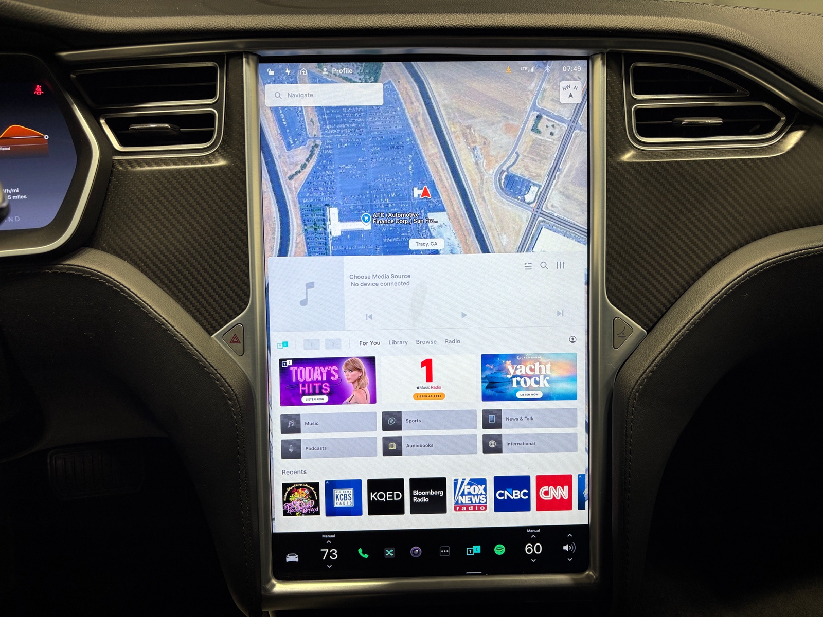 Thumbnail: 2014 Tesla Model S - 3
