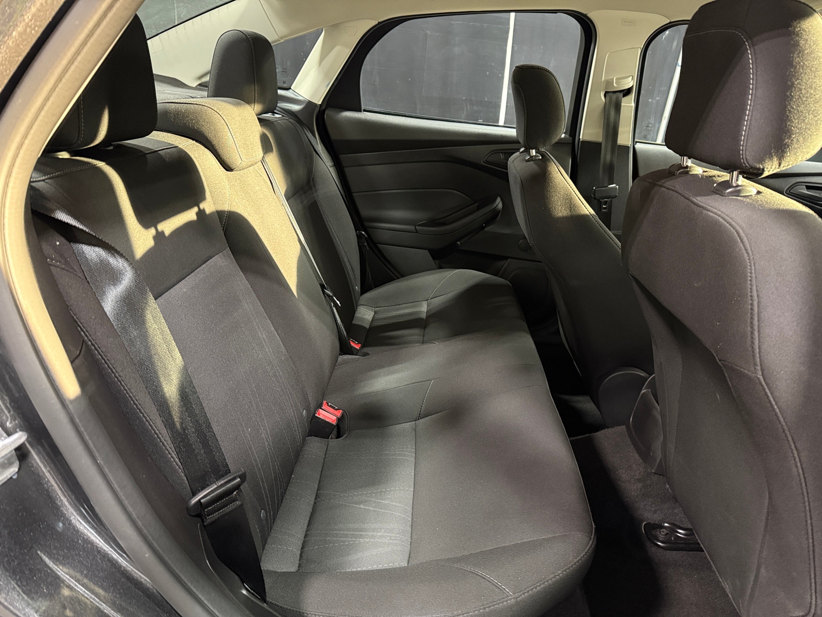 Thumbnail: 2017 Ford Focus - 6