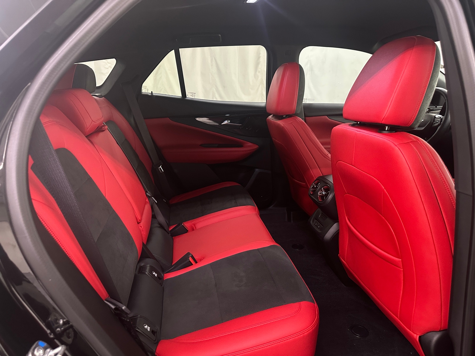 Thumbnail: 2024 Chevrolet Blazer EV - 6