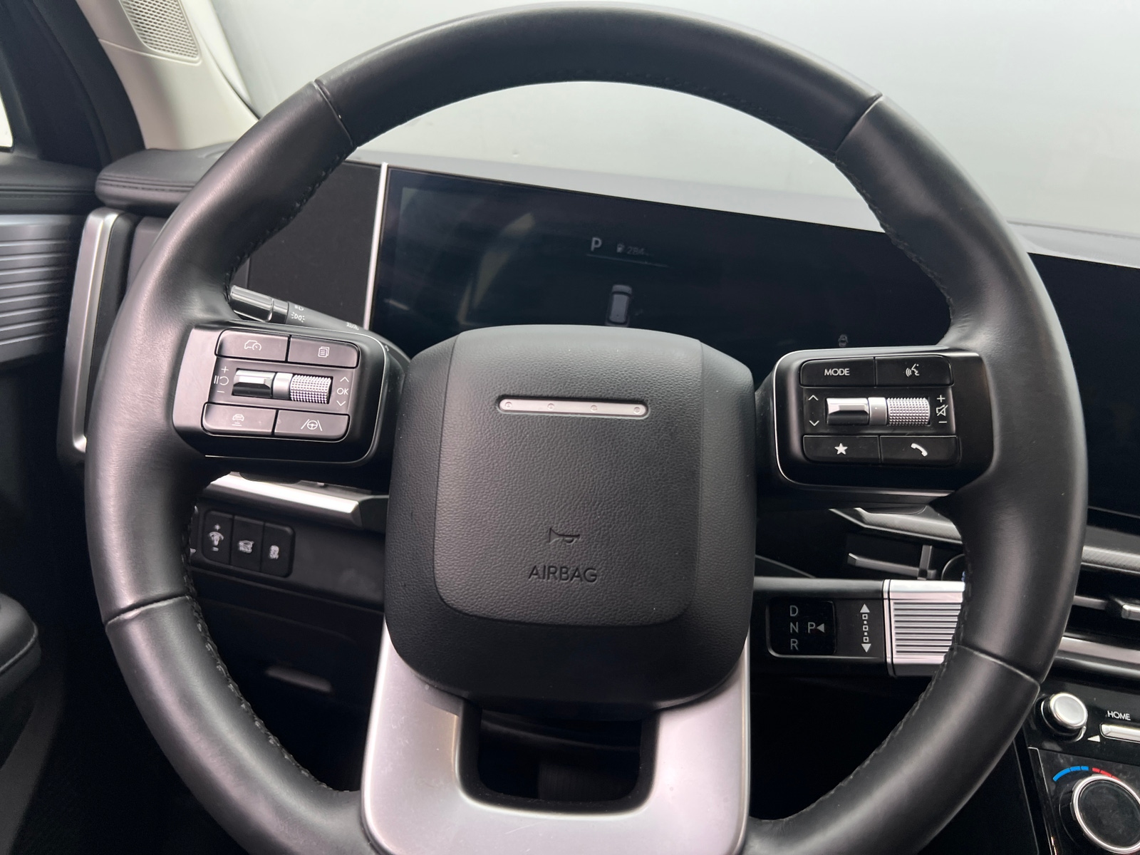 Thumbnail: 2025 Hyundai Santa Fe - 4