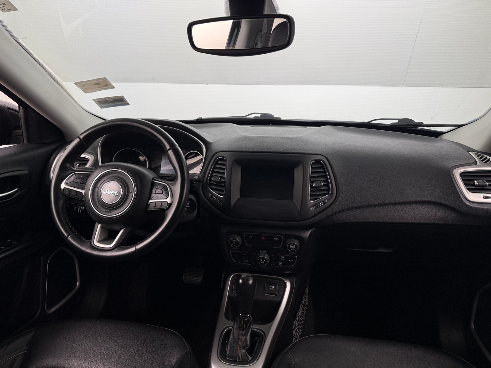 Thumbnail: 2019 Jeep Compass - 2