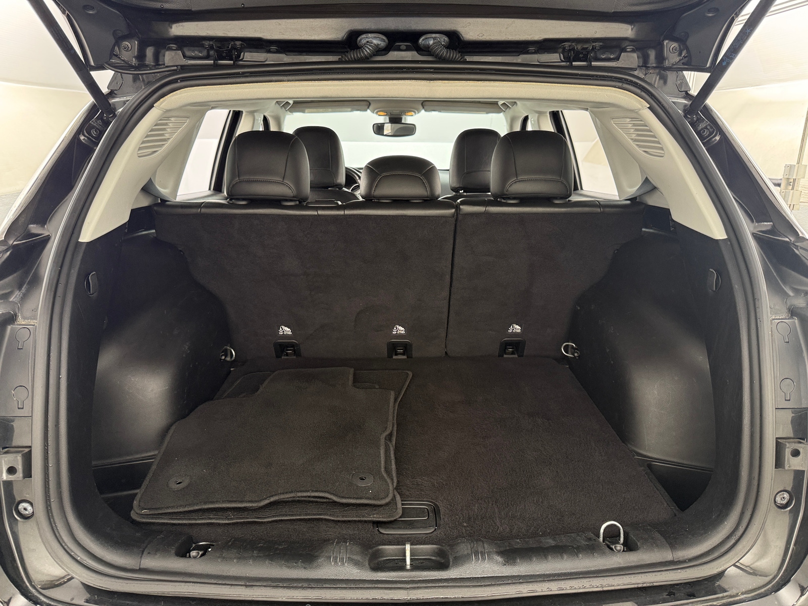 Thumbnail: 2019 Jeep Compass - 6