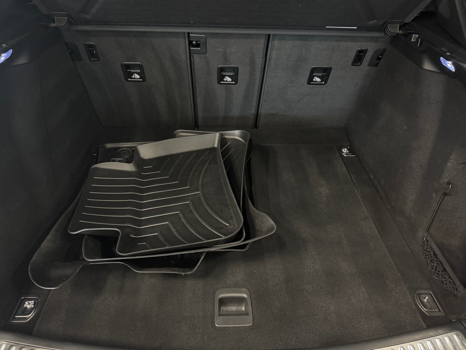 Thumbnail: 2022 Porsche Macan - 6