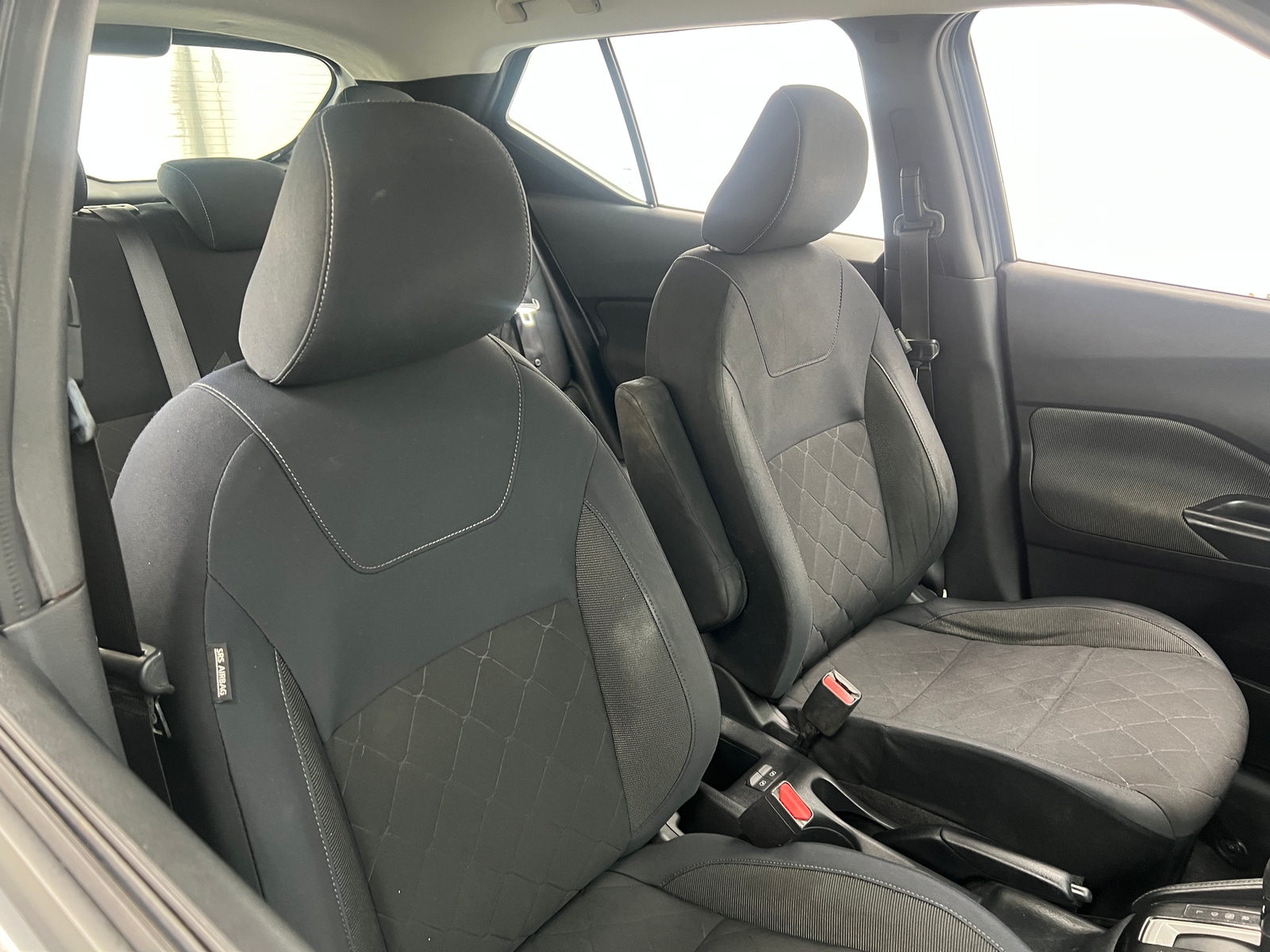 Thumbnail: 2018 Nissan Kicks - 2