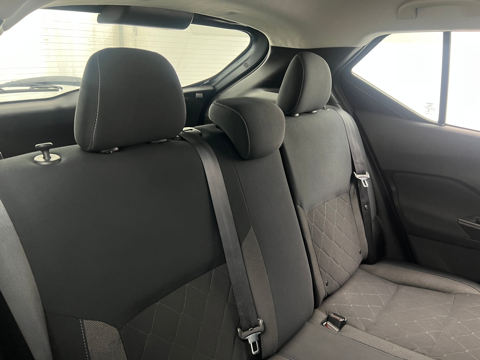 Thumbnail: 2018 Nissan Kicks - 6